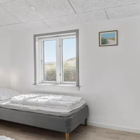 Dom wakacyjny Awesome In With House A Panoramic View Hvide Sande